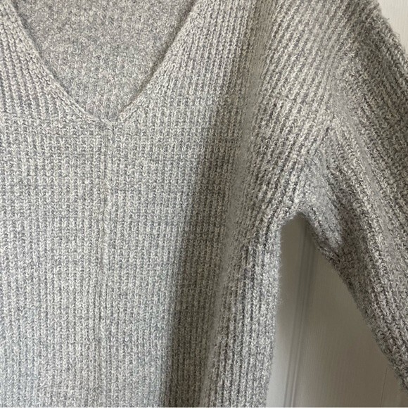 BP. Knit grey sweater v neck cropped fall ribbed women's size XS oversized - Picture 5 of 7